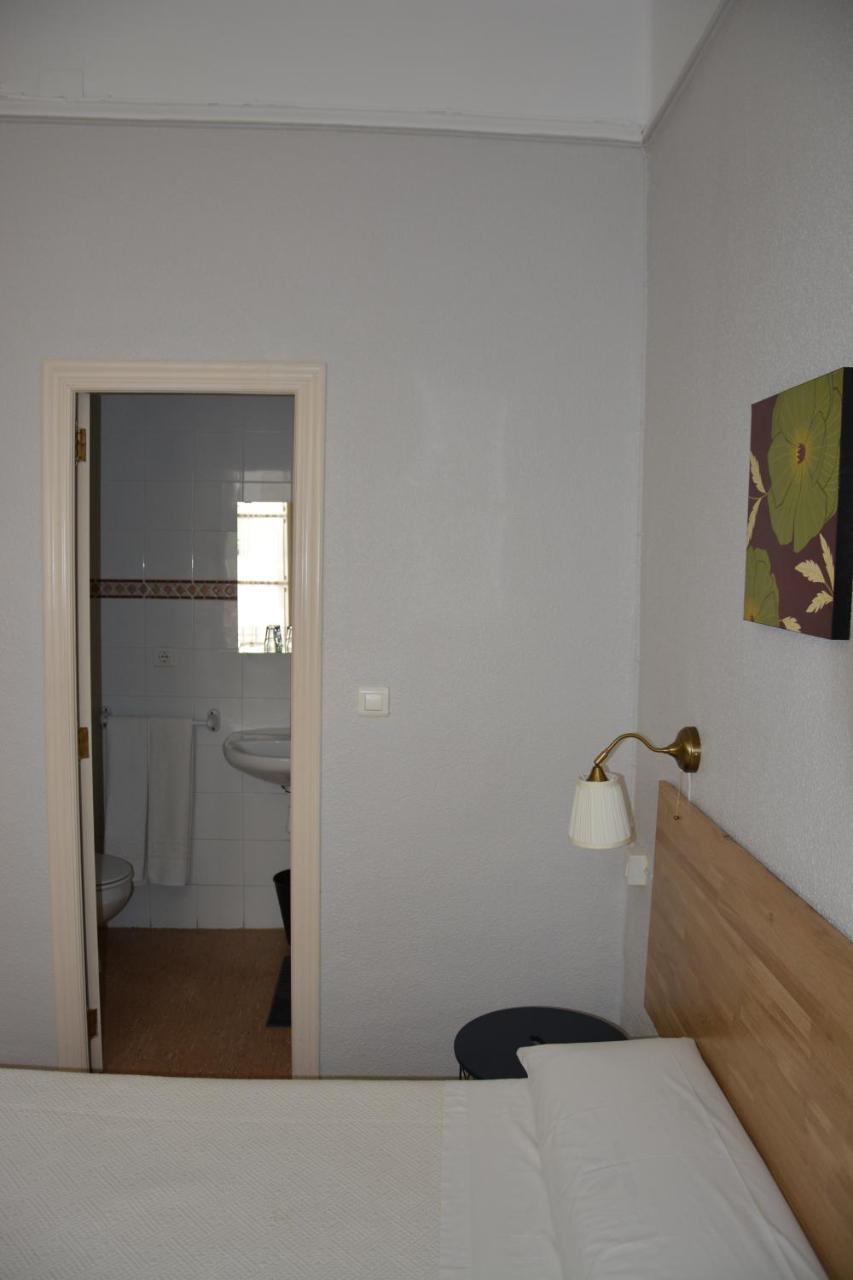 Pension Moratin Valence Extérieur photo