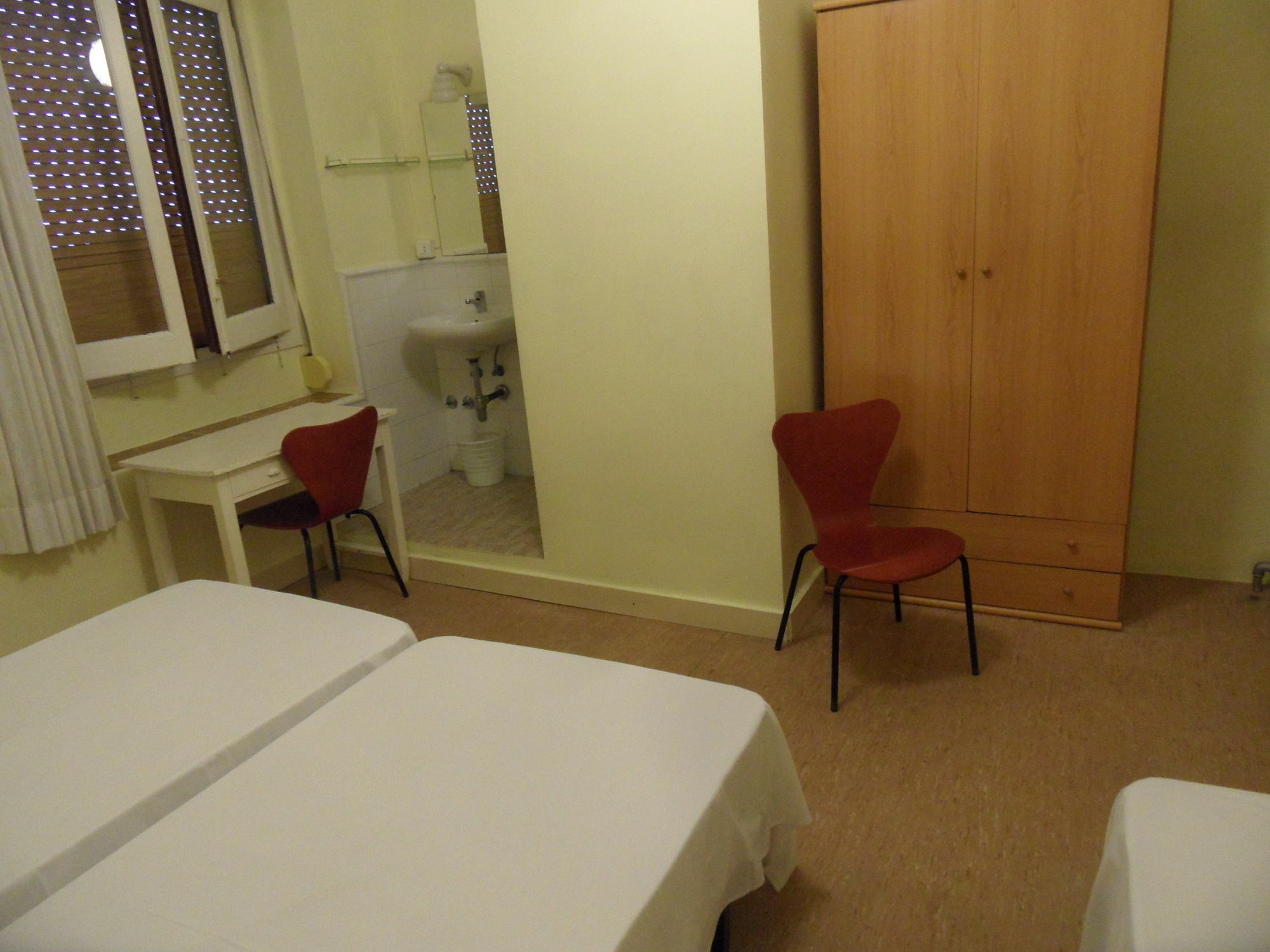 Pension Moratin Valence Extérieur photo