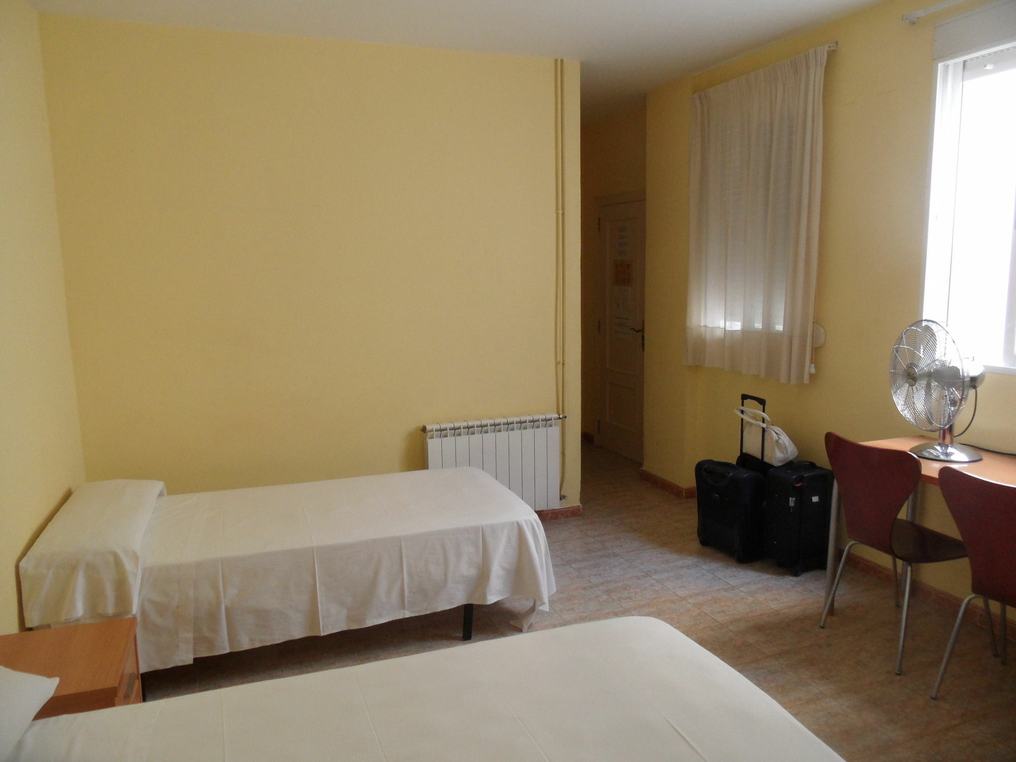 Pension Moratin Valence Extérieur photo