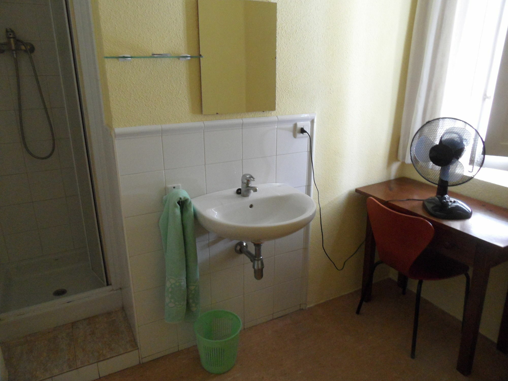 Pension Moratin Valence Extérieur photo