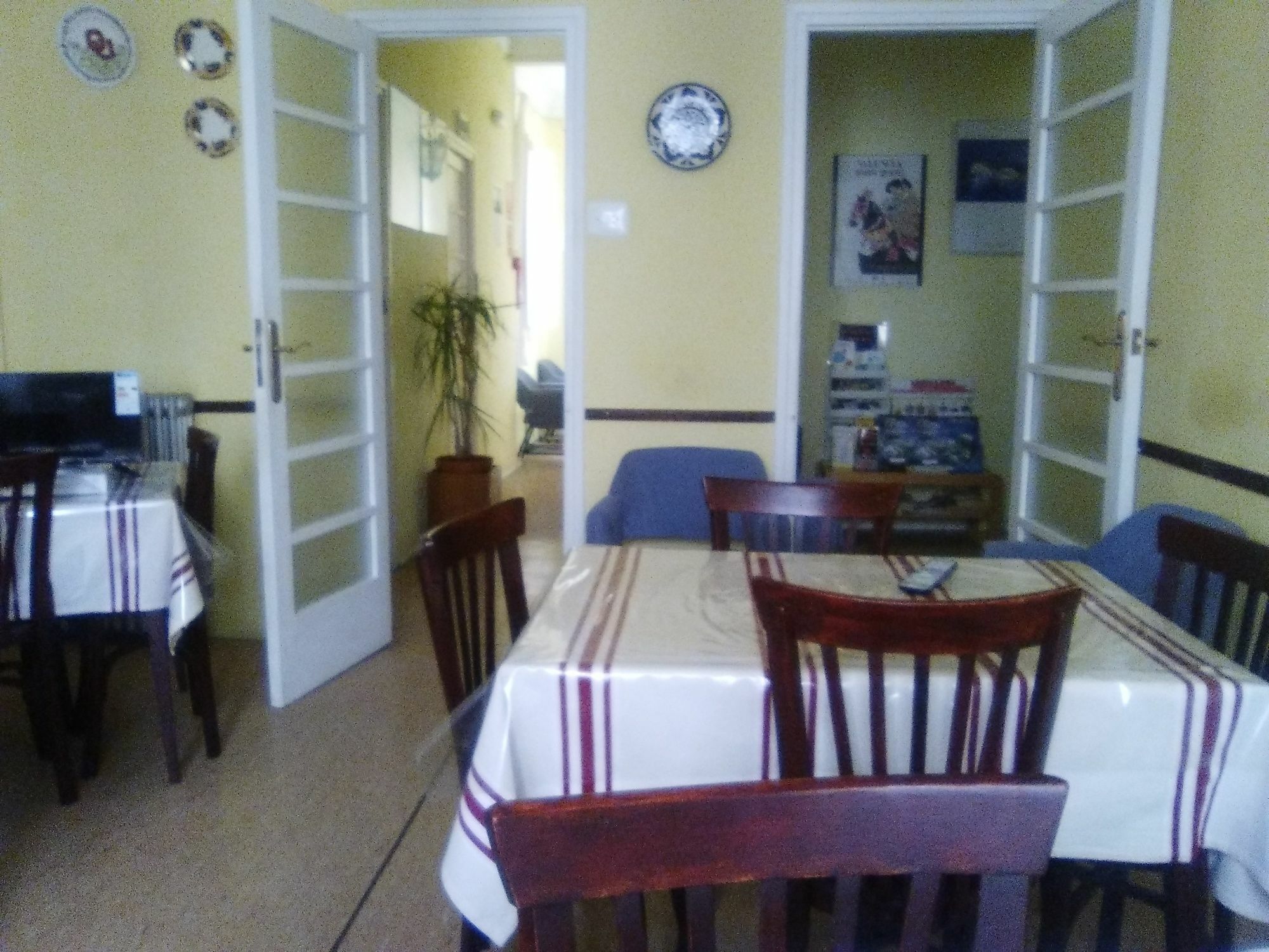 Pension Moratin Valence Extérieur photo